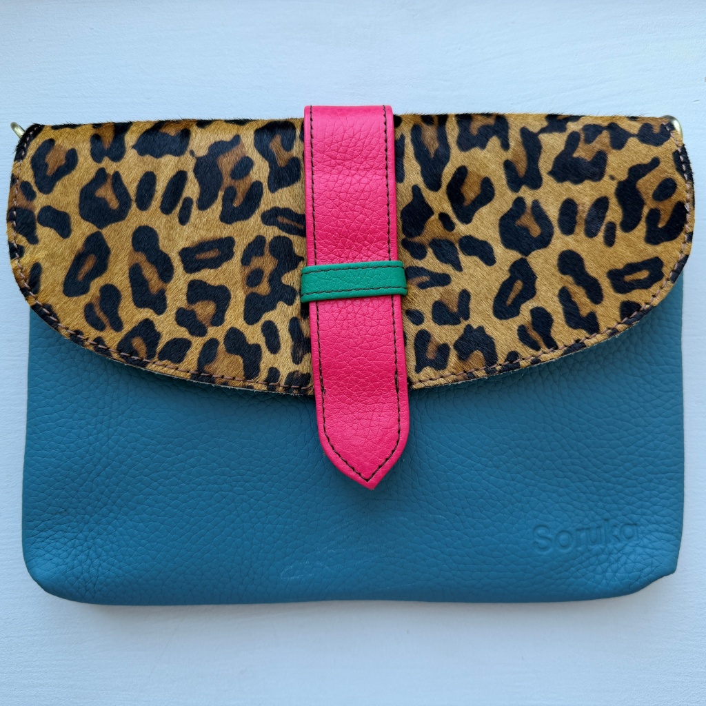 Soruka Saddle Leather Clutch